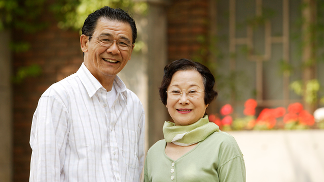 Illustration for article titled 6 Elderly Couples Share Their Secrets To A Long, Happy Marriage
